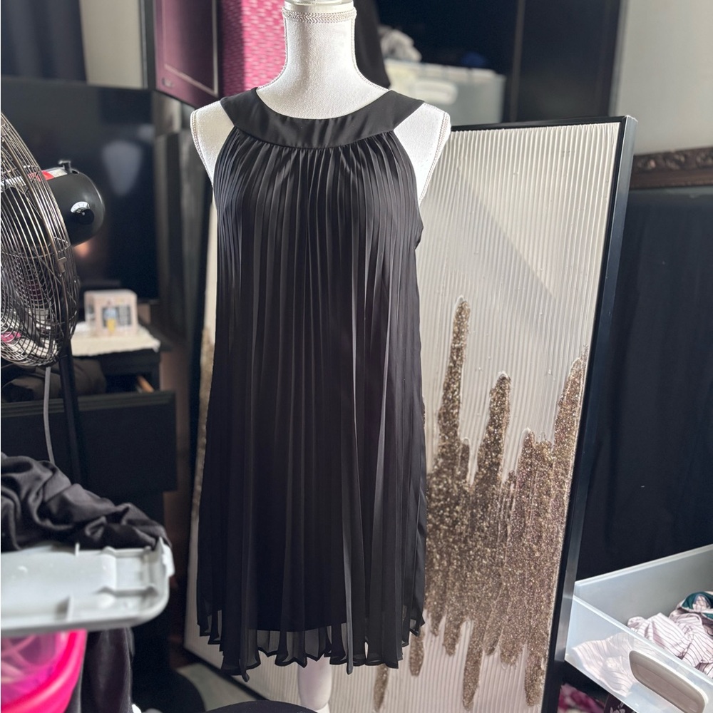 White House Black Market Black Pleated Midi Dress